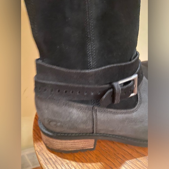 UGG Black Leather and Suede Boots - Size 8.5 EUC RARE - Picture 13 of 14